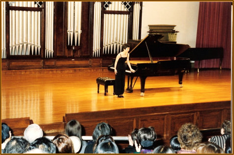 Piano recital at Sogakudo of the Former Tokyo Music School, November 2002